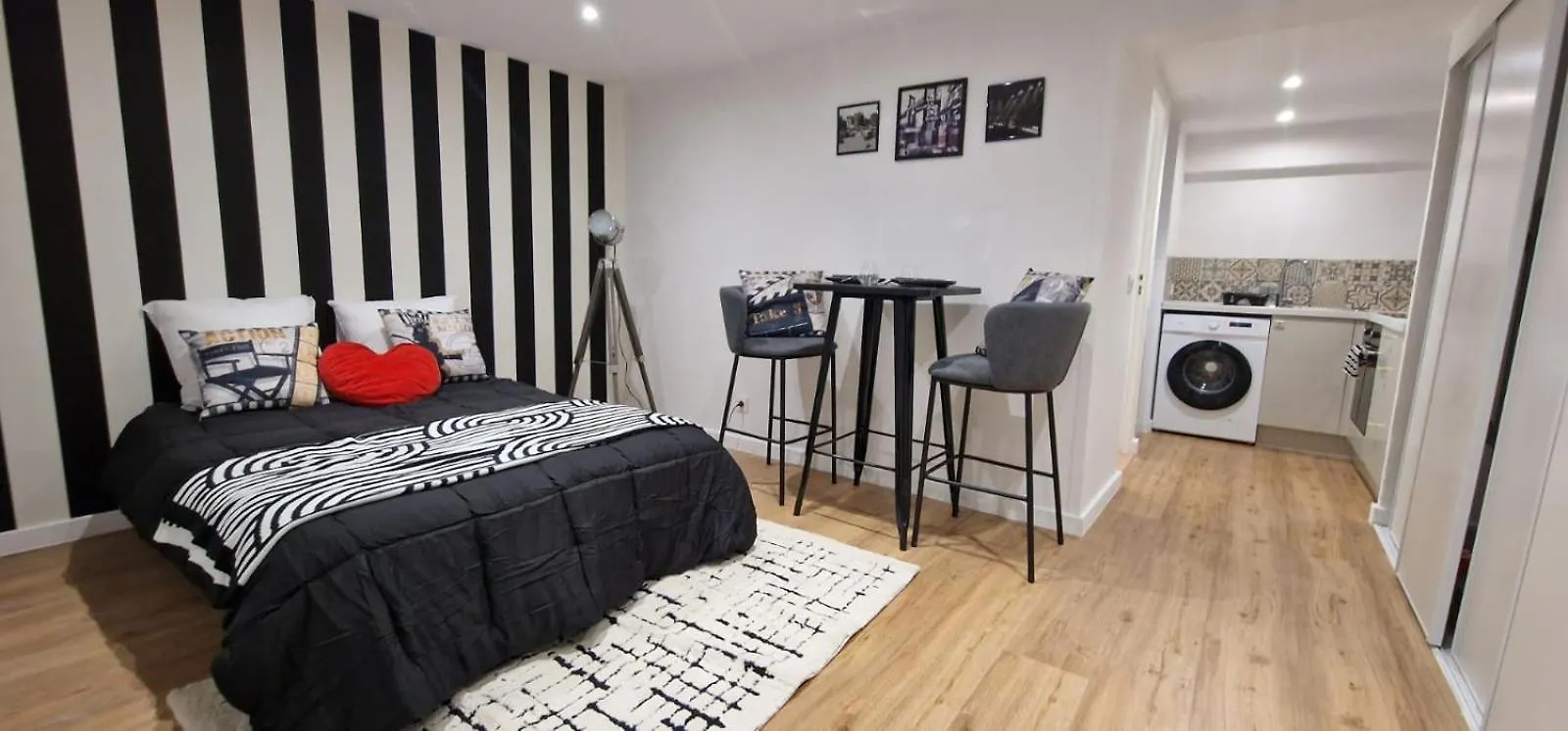 Cine Chic Sous La Promenade Daire Nice 0*,  Fransa