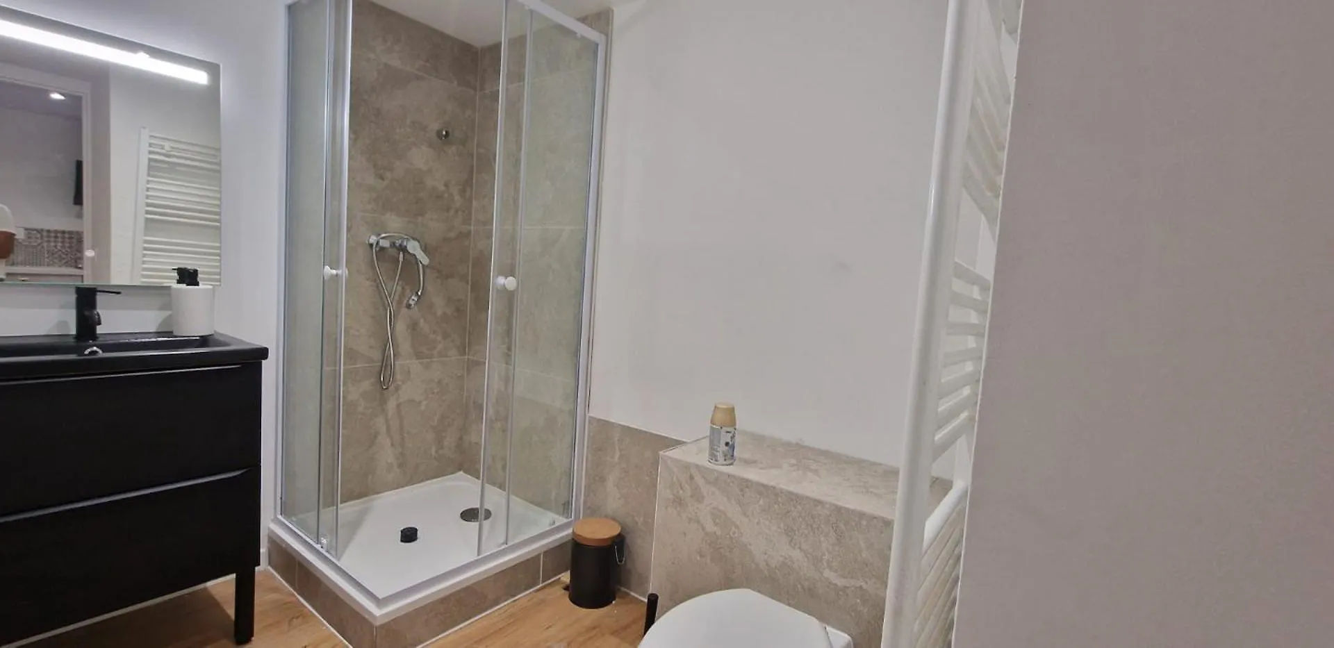 Apartment Ferienwohnung Cine Chic Sous La Promenade Nizza